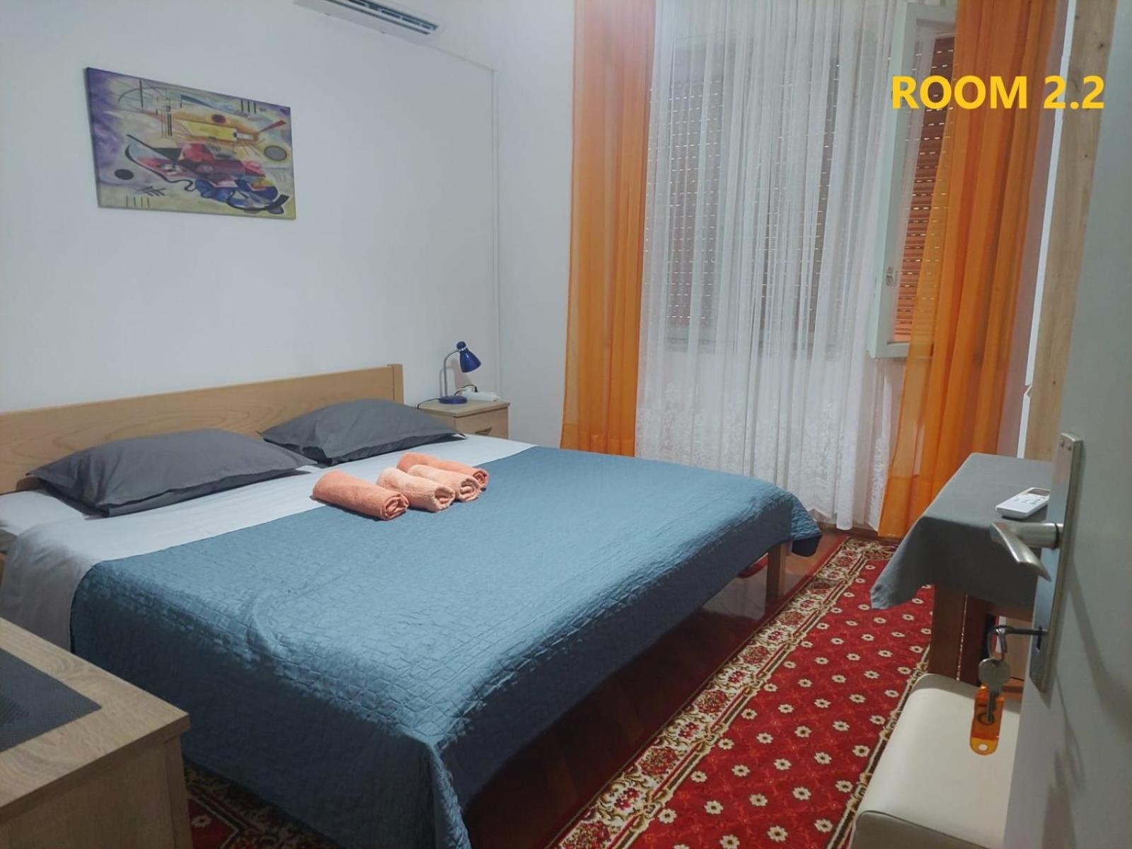 Guest House Lovric Πόρετς Εξωτερικό φωτογραφία